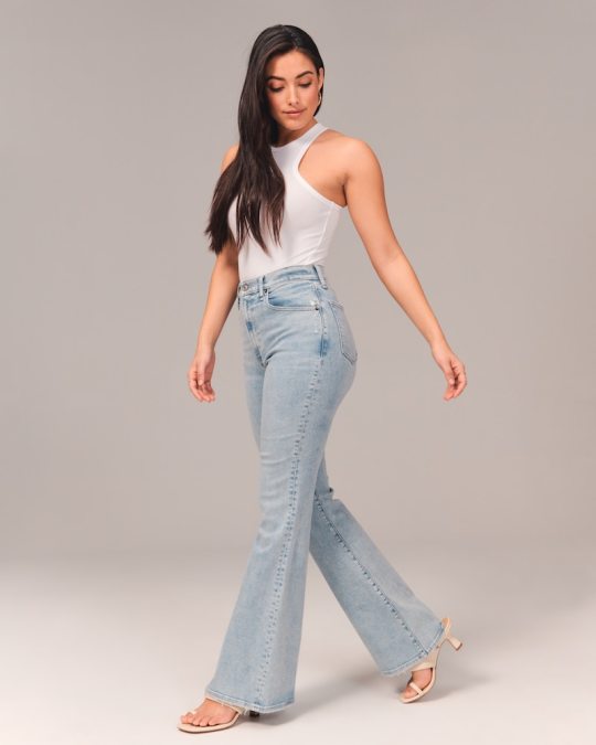 Vintage Chic Bell-Bottom Jeans