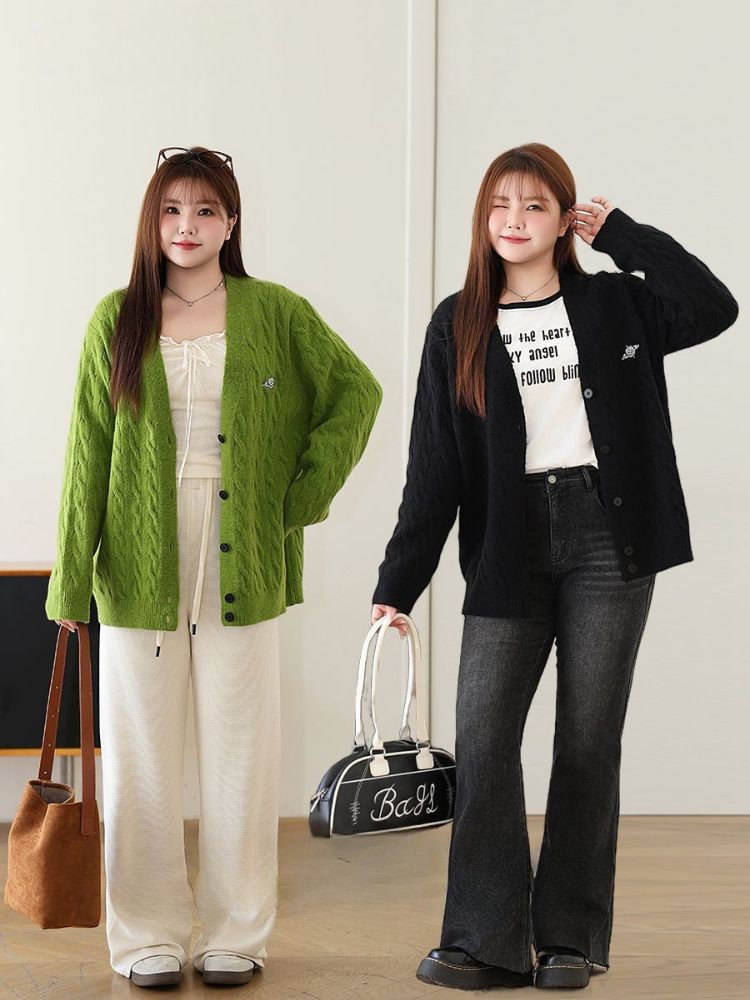 Relaxed V-Neck Embroidered Cardigan